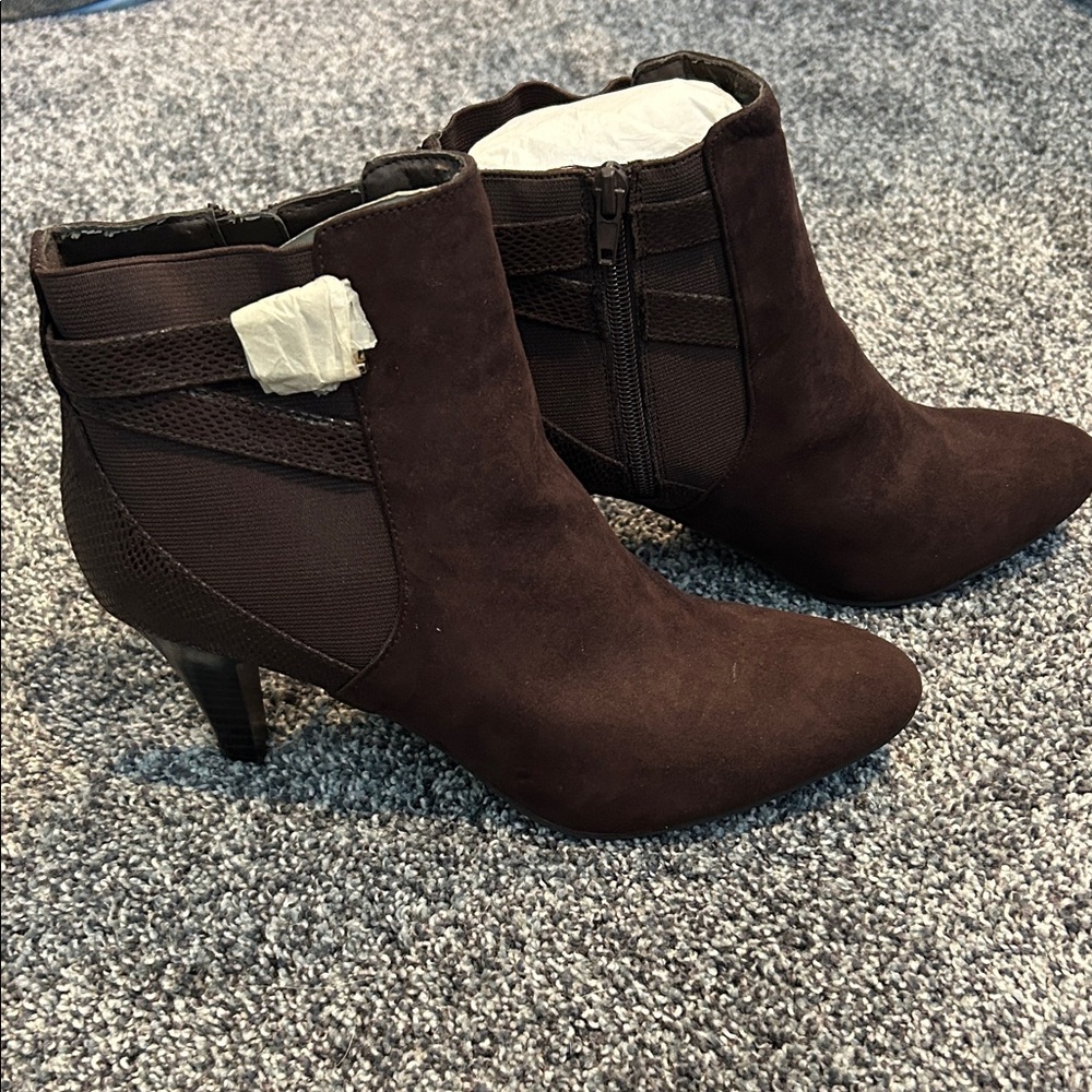 Karen Scott Dark Brown Ankle Boots